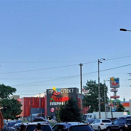 Просторные апартаменты Киев Экстерьер фото